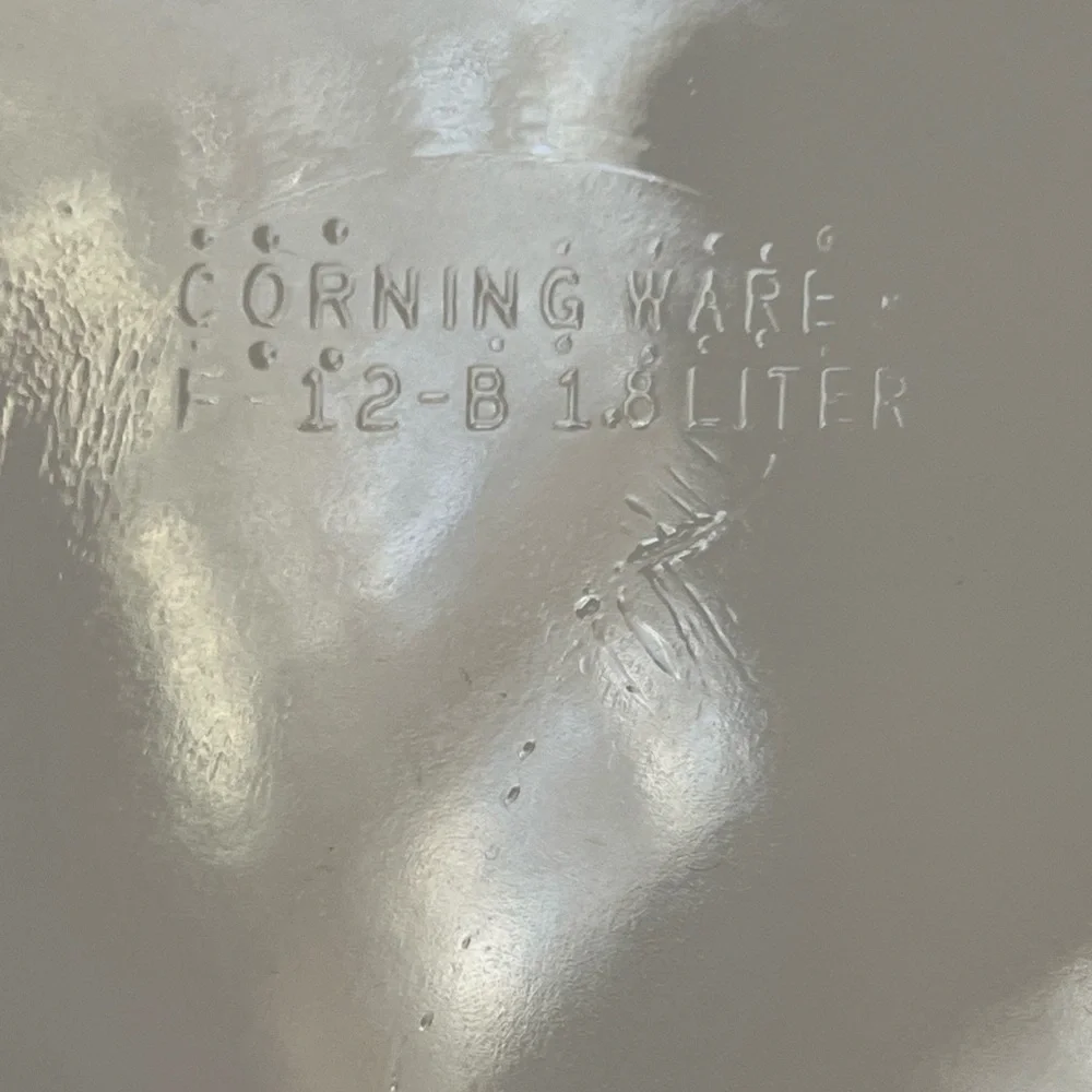 Corningware Oval Casserole Dish with Lid French White F-12-B 1.8 Liter - Picture 9 of 9